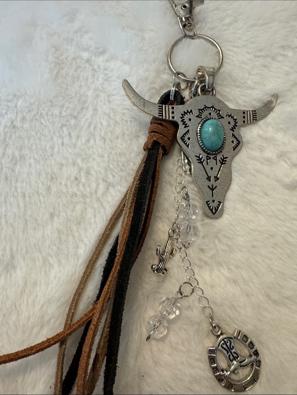 Western Turquoise Steer Skull Keychain with Leather Tassel - Picture 2 of 2